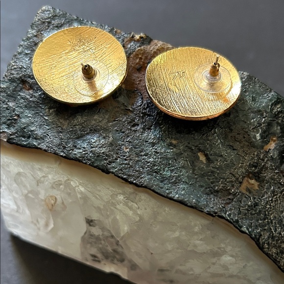 Chic Vintage Red and Gold Statement Button Earrings, For Pierces Ears - Picture 7 of 8